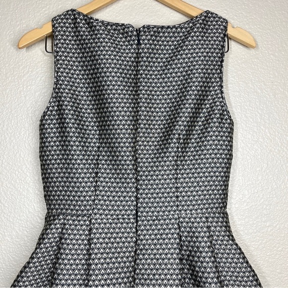 Serena & Lily Fit and Flare Dress June Geometric Diamond Print Black/Grey Size 2 - Picture 6 of 11